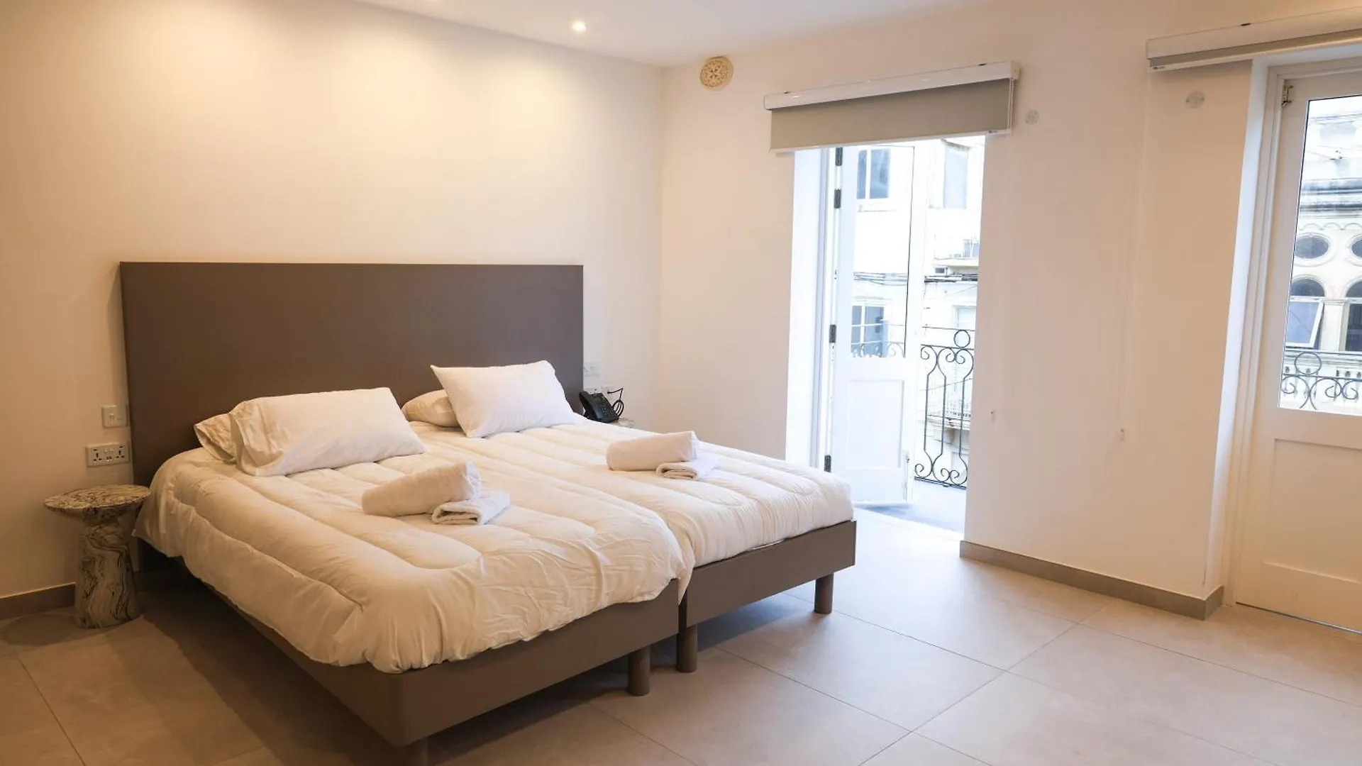 The Central Guesthouse Pietà 0*,