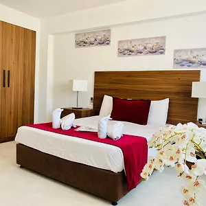 eleonora.hotelsatayianapa.com/