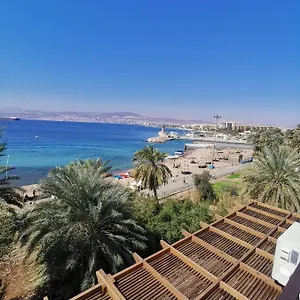 nice-view-hotel-apartment.hotelsaqaba.com/